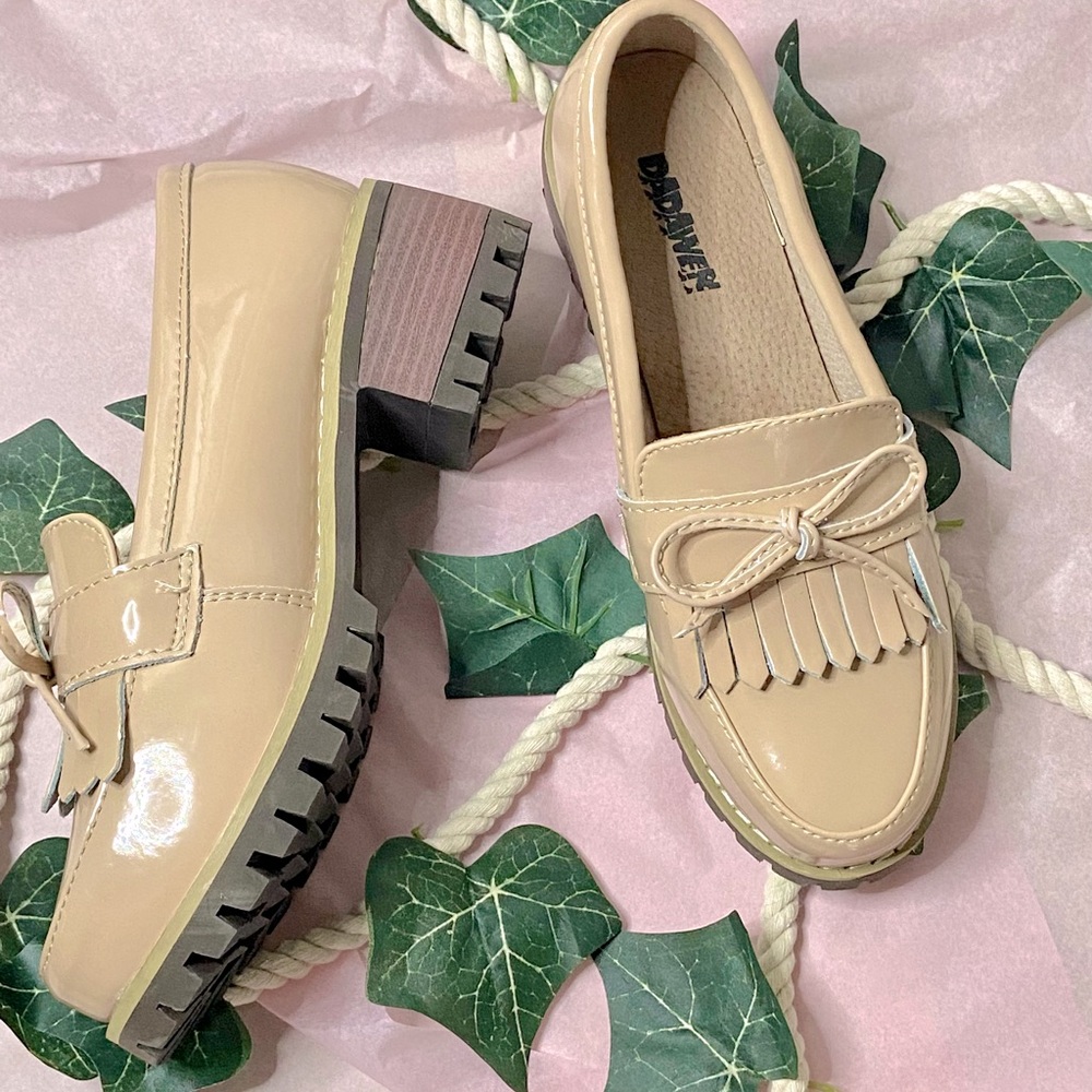 Beige babydoll shoes